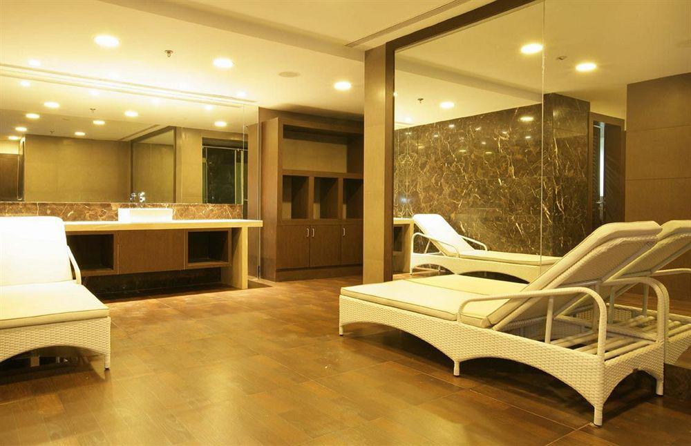 Le Meridien 5*